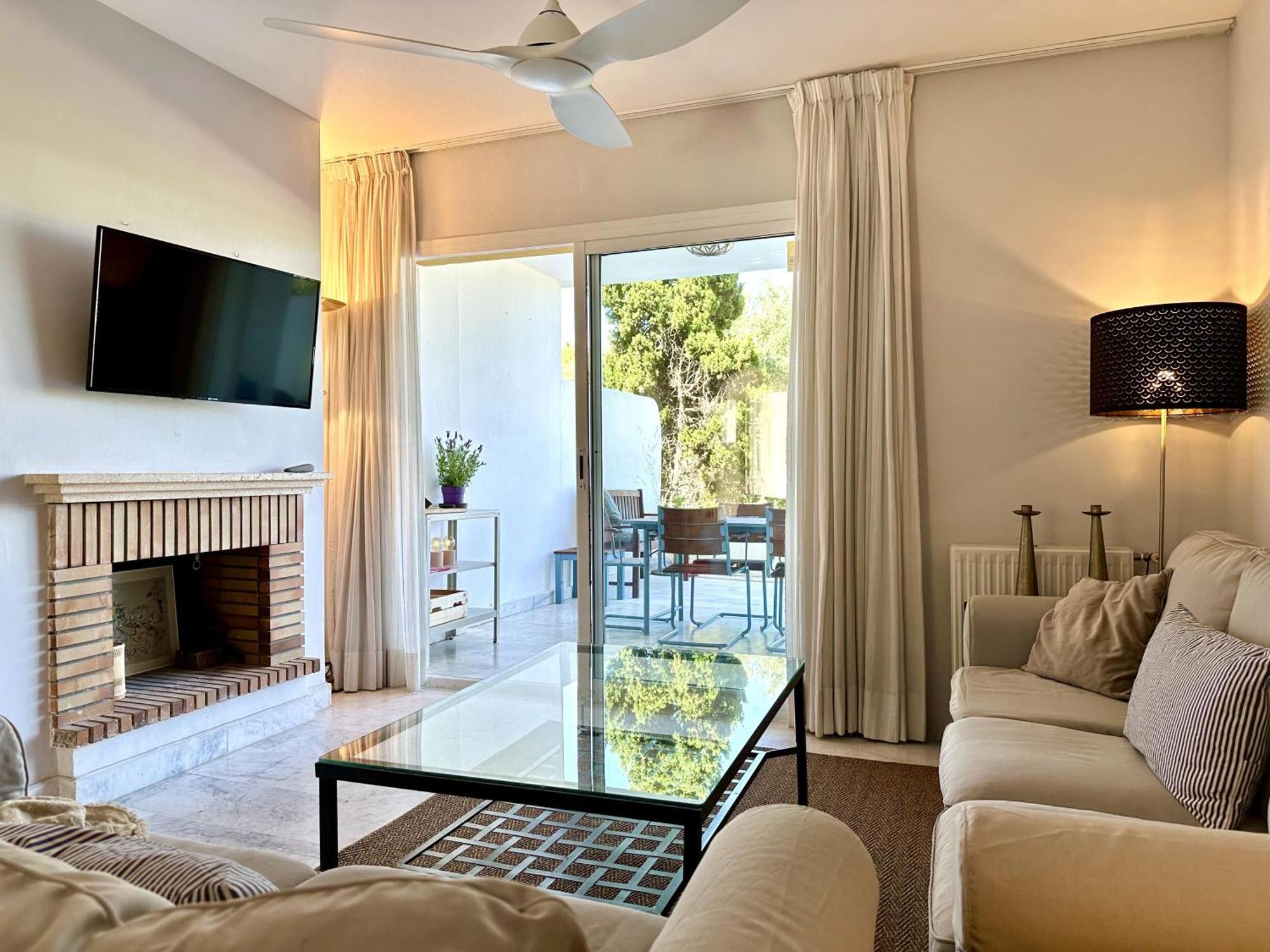 Appartement Blue House In Guadalmina Baja, With A Large Terrace Overlooking The Golf Marbella